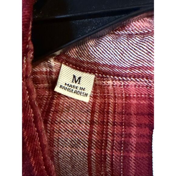 Jachs Girlfriend Button Up Red White Plaid Flannel Shirt Size Medium (6339) - Picture 4 of 6